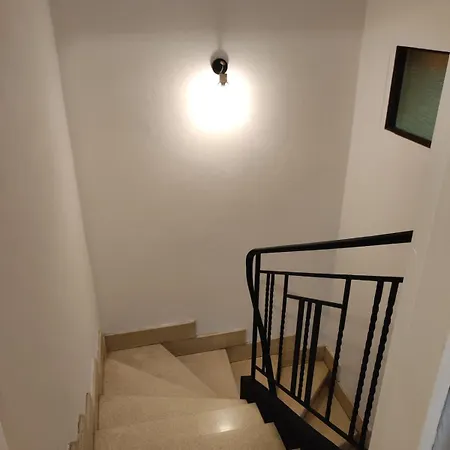 Appartement Ancien Levezou Apartmán Salles-Curan