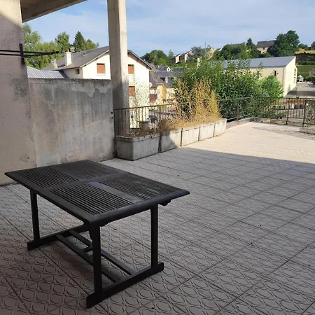 Appartement Ancien Levezou Apartmán Salles-Curan